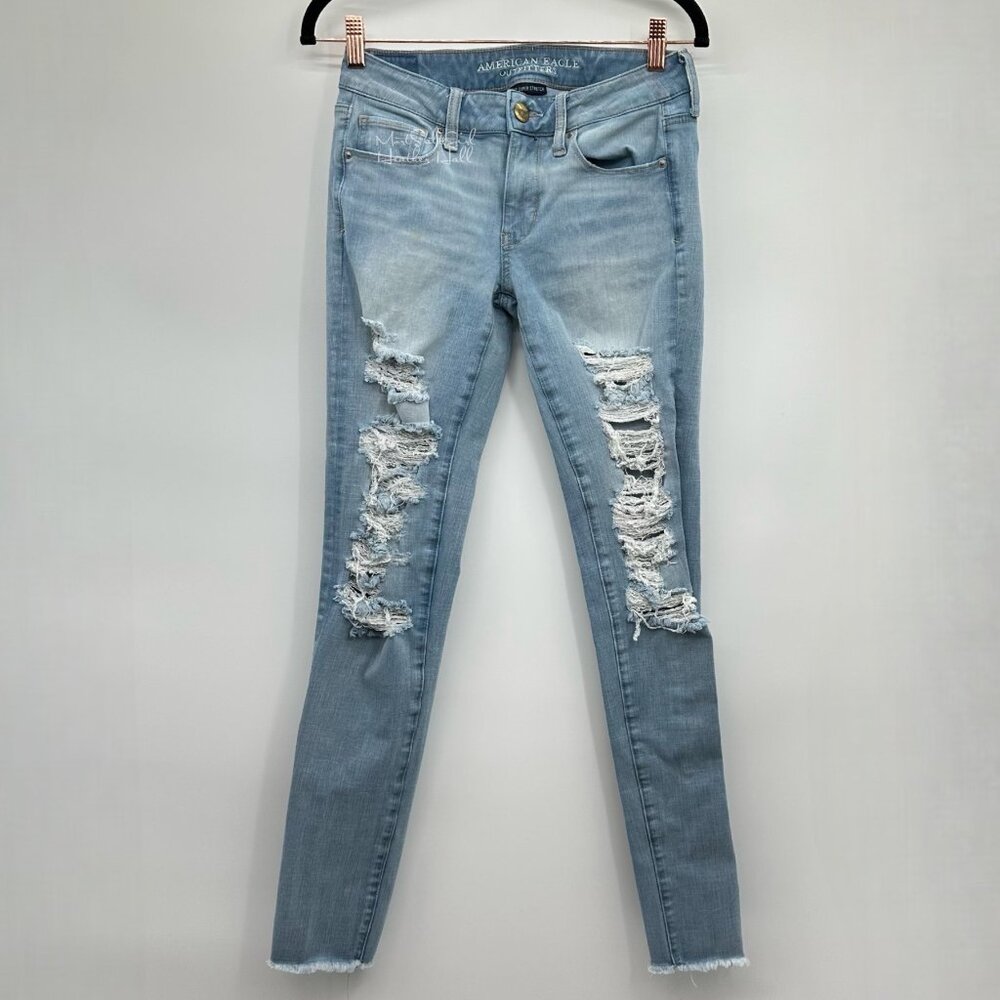 American Eagle 360 Degree Stretch Light Wash Distressed Skinny Jeans Size 4